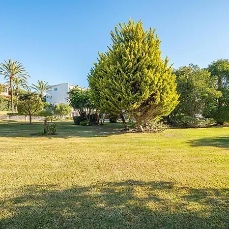 Lägenhet Elegant With Balcony, Pool & Parking Marbella